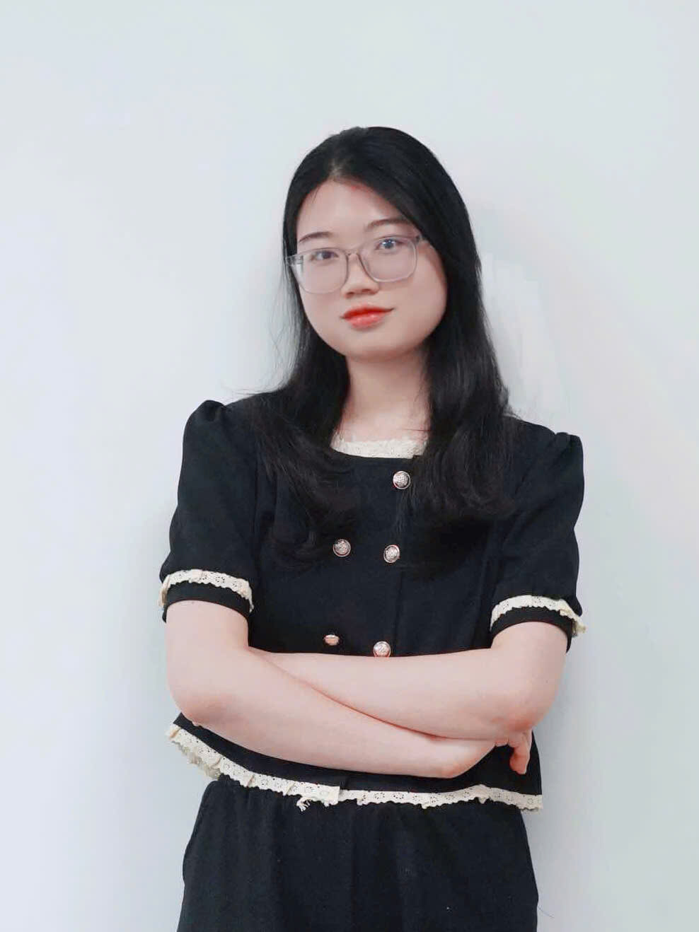 Cô: Nguyễn Thị Thu Mai