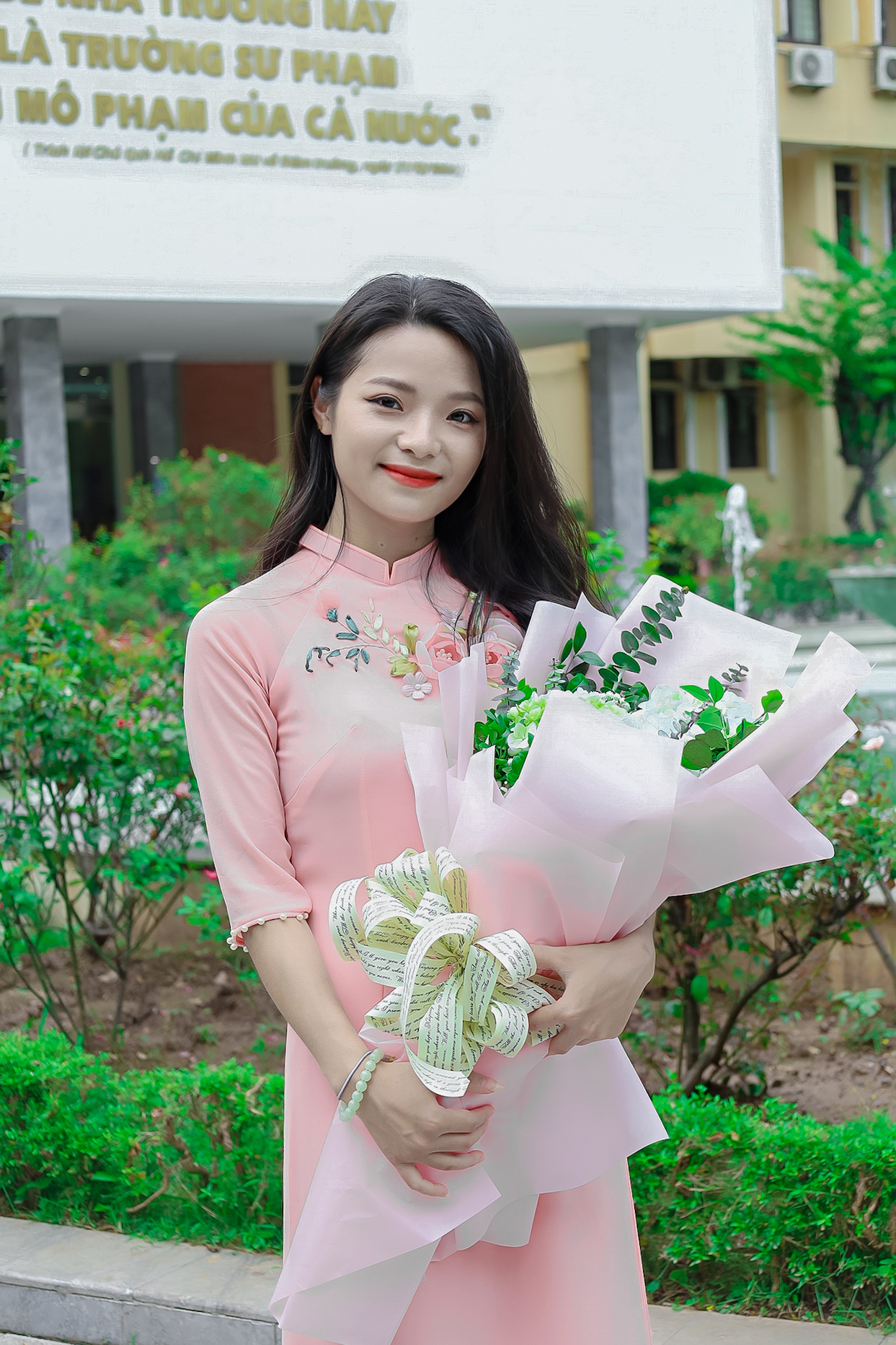 Cô: Đặng Thị Thuý